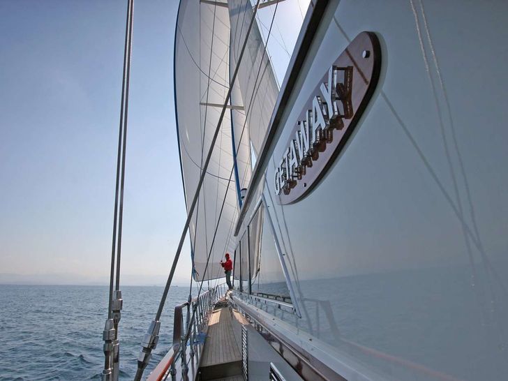 SAILING SAILING