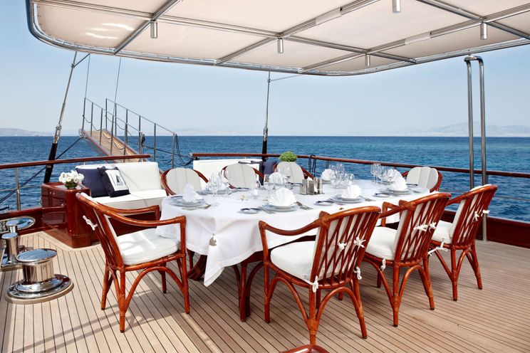 Charter Yacht SLOW LIVE - Custom Build - 6 Cabins - Greece - St Maarten