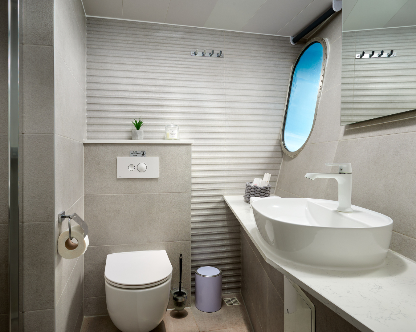 OHANA Custom 49m - VIP cabin 2 bathroom