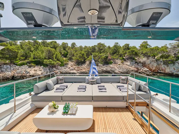 DRAGON Guy Couach 37m - sun deck bronzing area DRAGON Guy Couach 37m - sun deck bronzing area