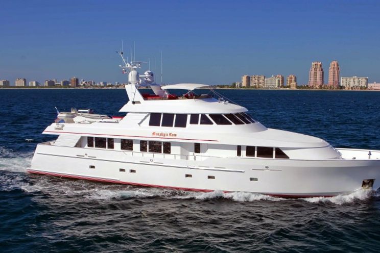 Charter Yacht MURPHYS LAW - 124 Delta Marine - 4 Cabins - Bahamas - Nassau - Paradise Island