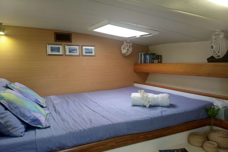 Charter Yacht DREAMING ON - Leopard 47 - 3 Cabins - Placencia - Belize