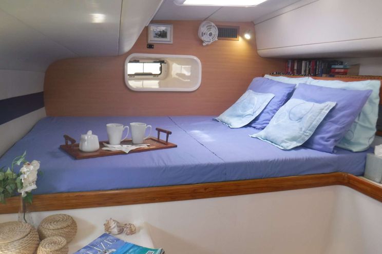 Charter Yacht DREAMING ON - Leopard 47 - 3 Cabins - Placencia - Belize