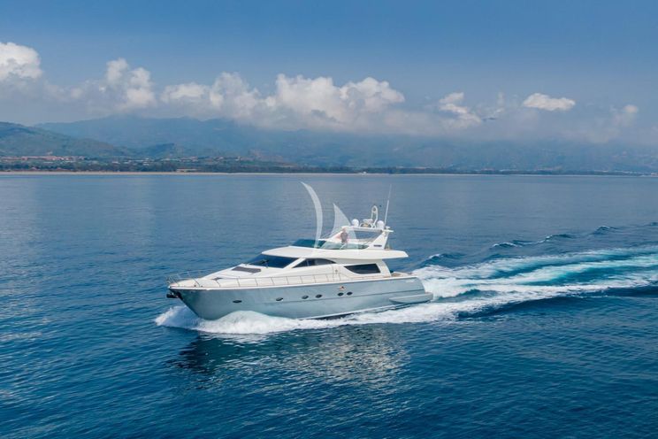 Charter Yacht BLUE ICE - Uniesse Marine 73 - 4 Cabins - Taormina - Naples - Amalfi Coast - Porto Cervo