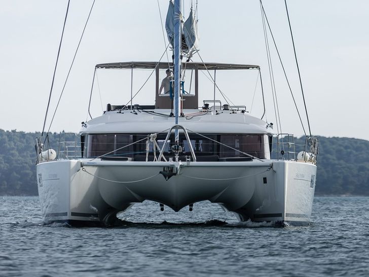 EAGLE OF NORWAY - bow view EAGLE OF NORWAY - bow view