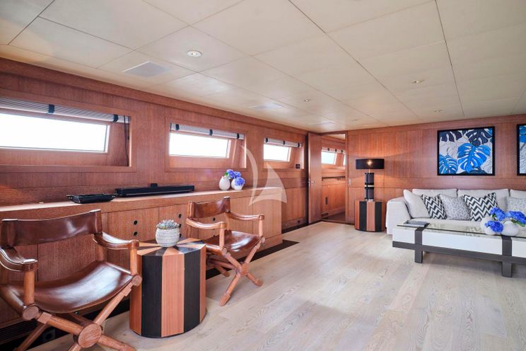 Charter Yacht ELEMENT - Cantieri di Pisa - 6 Cabins - Western Mediterranean