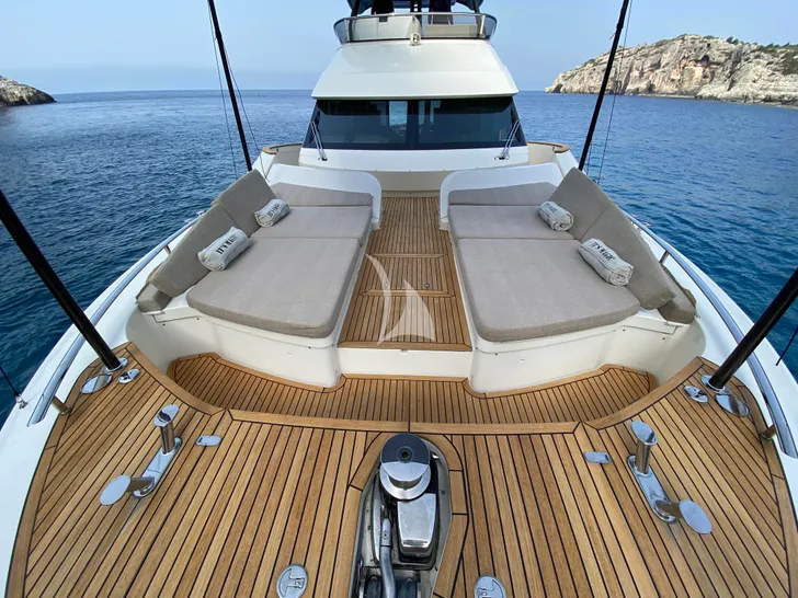 IT`S MAGIC Monte Carlo MCY65 - foredeck IT`S MAGIC Monte Carlo MCY65 - foredeck
