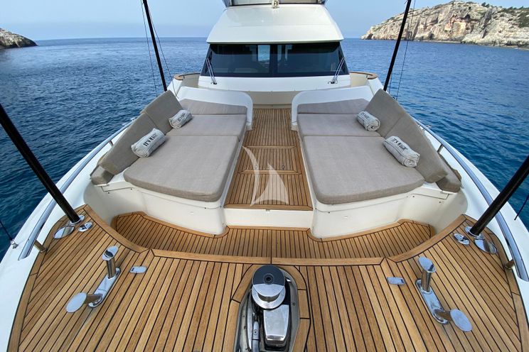 Charter Yacht IT`S MAGIC - Montecarlo 20m - 3 Cabins - Cannes - Antibes - French Riviera