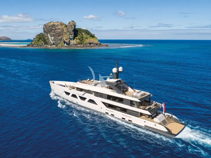 QU2 Amels 60 - cruising QU2 Amels 60 - cruising