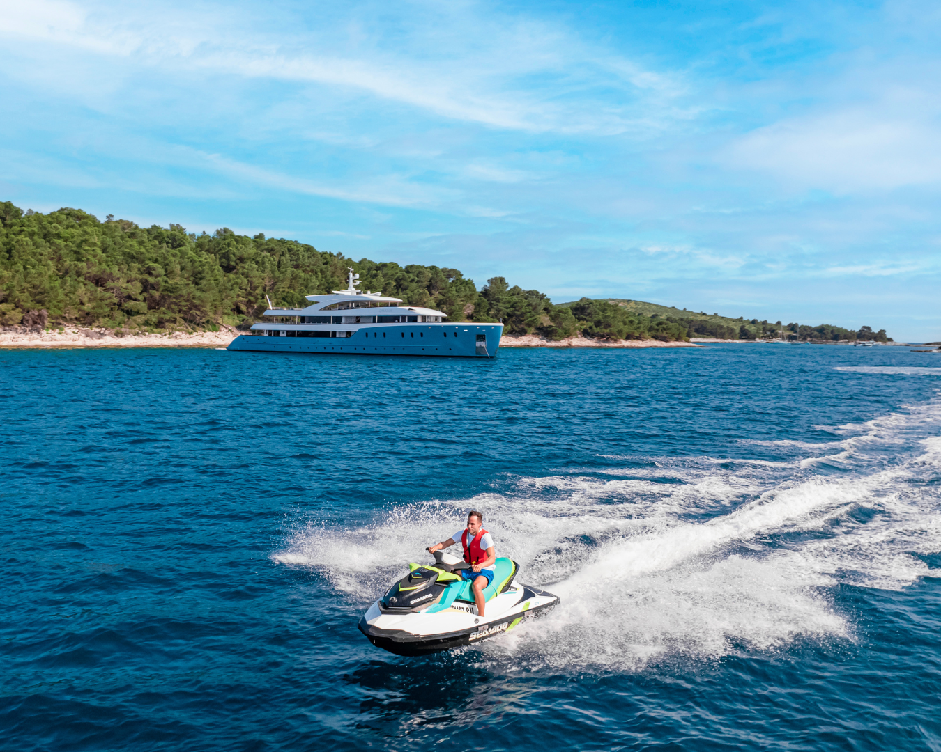 OHANA Custom 49m - jet ski