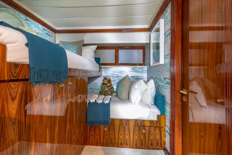 Charter Yacht SWEET ESCAPE - Christensen 130 - 6 Cabins - Nassau - Staniel Cay - Exumas - Bahamas