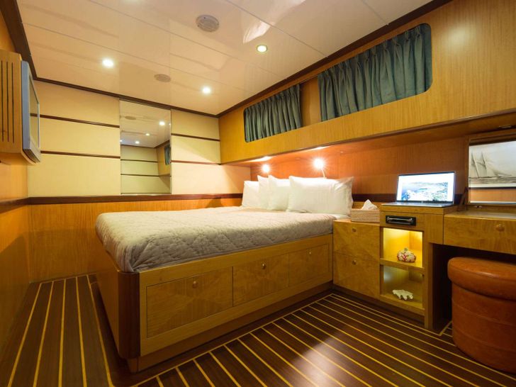 VIP CABIN VIP CABIN