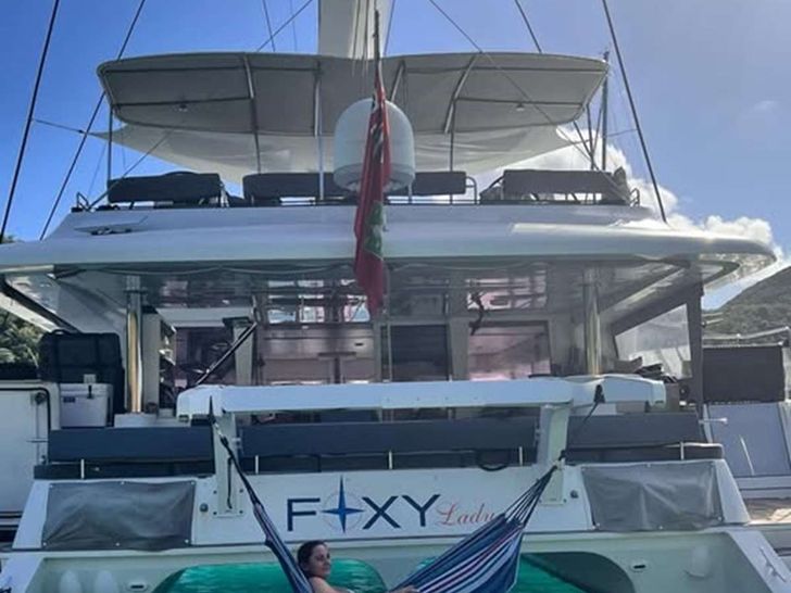 FOXY LADY Lagoon 620 - flybridge aft FOXY LADY Lagoon 620 - flybridge aft