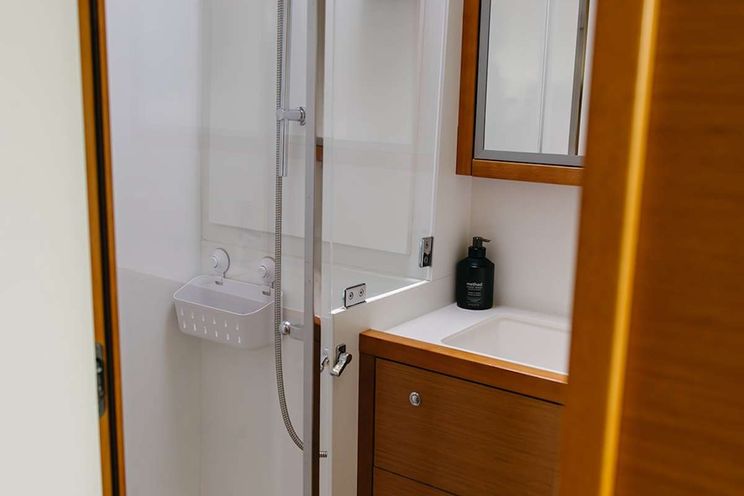 Charter Yacht SAIL AWAY - Lagoon 620 - 5 Cabins - Tortola - Anegada - Virgin Gorda - BVI - Caribbean