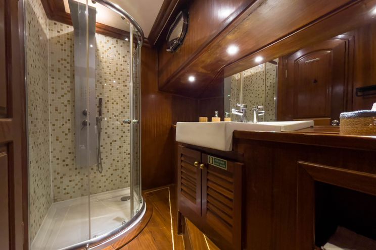 Charter Yacht DIVA DENIZ - Gulet - 6 Cabins - Marmaris