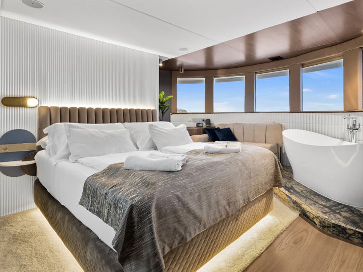 BELLA Custom 48m - master cabin 1 BELLA Custom 48m - master cabin 1