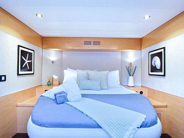 ODYSSEA Fountaine Pajot Sanya 57 - VIP cabin 1 ODYSSEA Fountaine Pajot Sanya 57 - VIP cabin 1