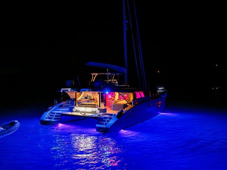 MAVERICK Sunreef 70 - at night MAVERICK Sunreef 70 - at night