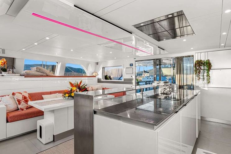 Charter Yacht MAVERICK - Sunreef 70 - 4 Cabins - Tortola - Anegada - Virgin Gorda - BVI - Caribbean