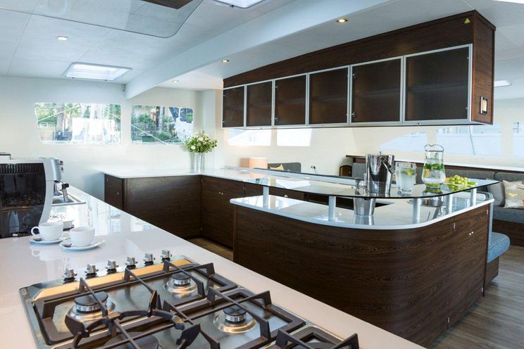 Charter Yacht TRANQUILITY - Matrix Silhouette 76 - 6 Cabins - BVI - Tortola - Virgin Gorda - Jost Van Dyke