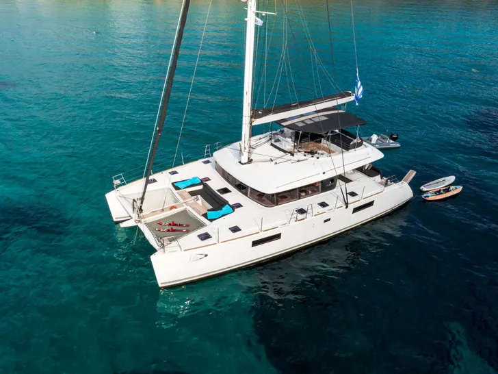 MOYA Lagoon 560 - anchored MOYA Lagoon 560 - anchored