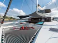 MOYA Lagoon 560 - foredeck MOYA Lagoon 560 - foredeck