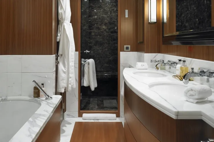 Charter Yacht KATHLEEN ANNE - Feadship SL39 - 5 Cabins - Imperia - Liguria - La Spezia - Italian Riviera