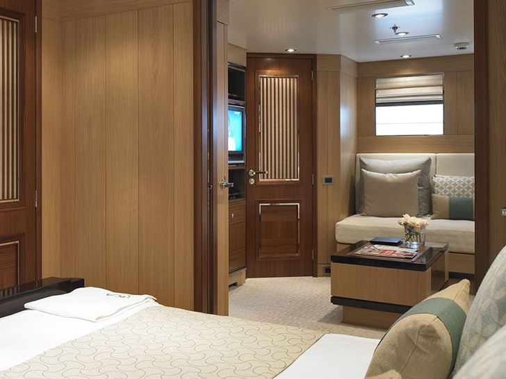 KATHLEEN ANNE Feadship SL39 - VIP cabin KATHLEEN ANNE Feadship SL39 - VIP cabin