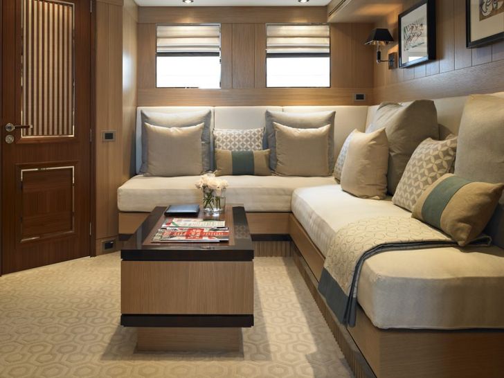 KATHLEEN ANNE Feadship SL39 - VIP cabin lounge KATHLEEN ANNE Feadship SL39 - VIP cabin lounge