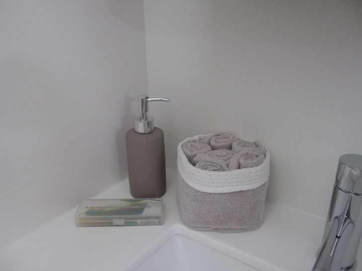 Master Stateroom Bathroom Master Stateroom Bathroom