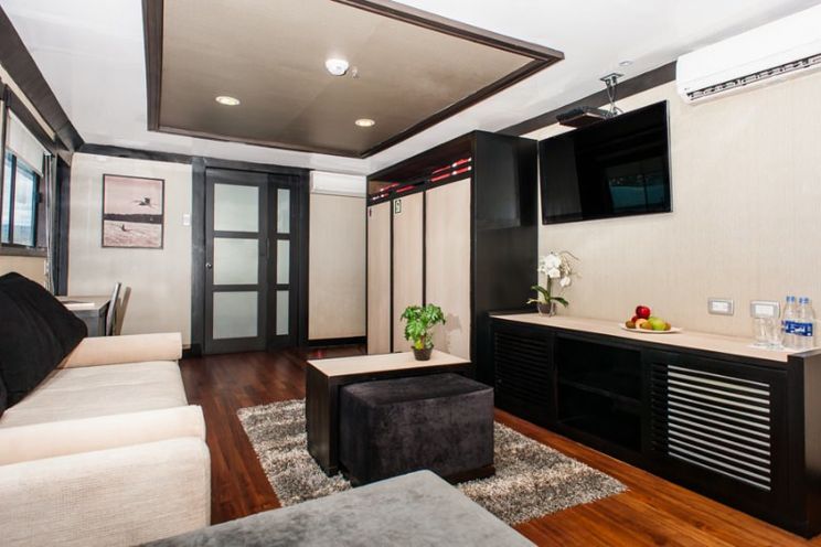 Charter Yacht GALAPAGOS SEA STAR JOURNEY - 8 Cabins - Galapagos Islands