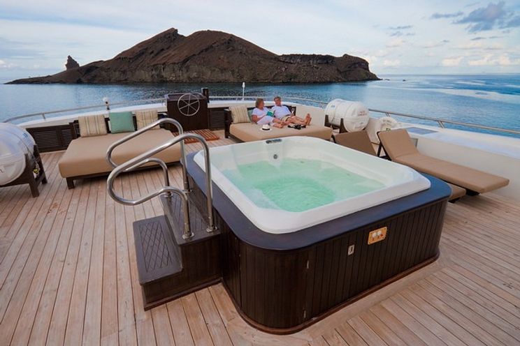 Charter Yacht GALAPAGOS SEA STAR JOURNEY - 8 Cabins - Galapagos Islands