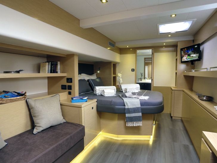 HIGHJINKS Fountaine Pajot Sanya 57 - master cabin HIGHJINKS Fountaine Pajot Sanya 57 - master cabin