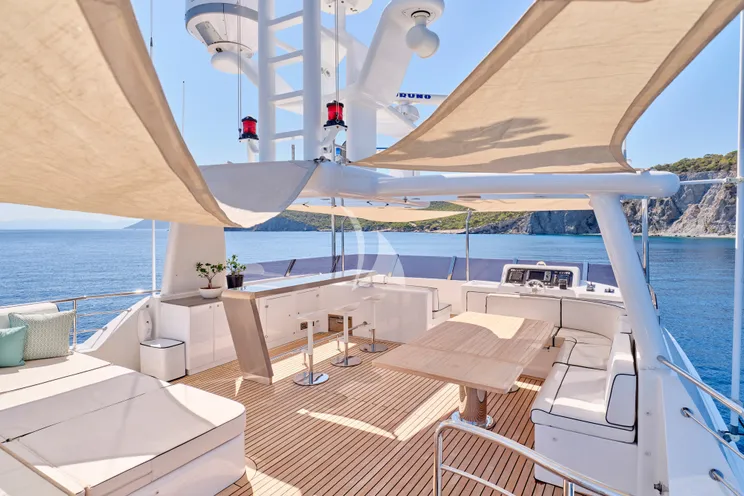 Charter Yacht 3D - Cantierre Delle Marche Darwin 96 - 4 Cabins - Athens - Mykonos - Paros - Cyclades - Greece