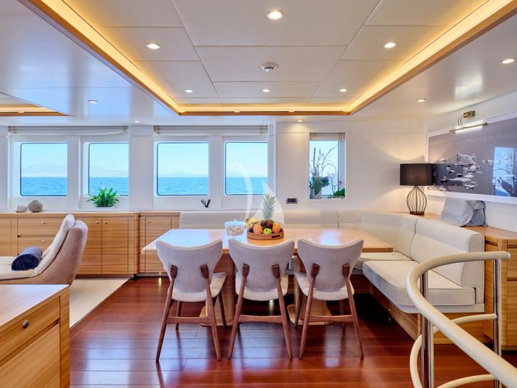 3D Cantierri Delle Marche Darwin 96 - indoor dining area 3D Cantierri Delle Marche Darwin 96 - indoor dining area