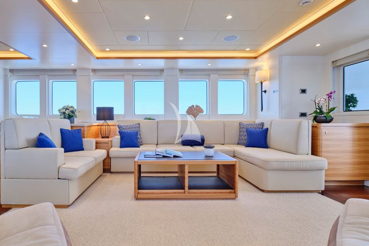 Charter Yacht 3D - Cantierre Delle Marche Darwin 96 - 4 Cabins - Athens - Mykonos - Paros - Cyclades - Greece