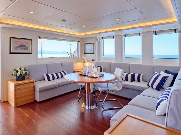 3D Cantierri Delle Marche Darwin 96 - sky deck lounging 3D Cantierri Delle Marche Darwin 96 - sky deck lounging