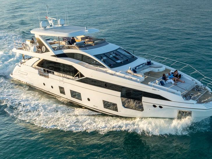 4 PLAY Azimut 88 Flybridge - main profile 4 PLAY Azimut 88 Flybridge - main profile