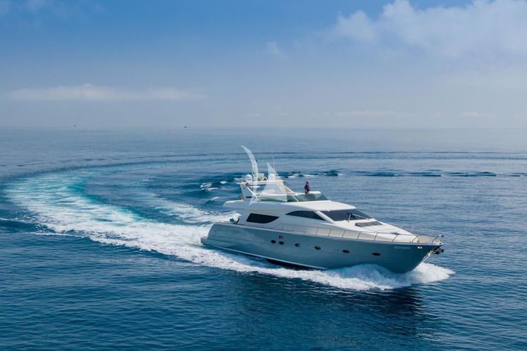 Charter Yacht BLUE ICE - Uniesse Marine 73 - 4 Cabins - Taormina - Naples - Amalfi Coast - Porto Cervo