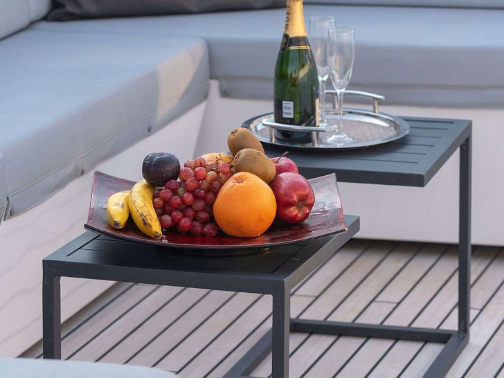 PROJECT STEEL Bugari 34m - fruit platter PROJECT STEEL Bugari 34m - fruit platter