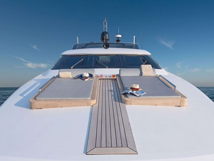 PROJECT STEEL Bugari 34m - foredeck PROJECT STEEL Bugari 34m - foredeck