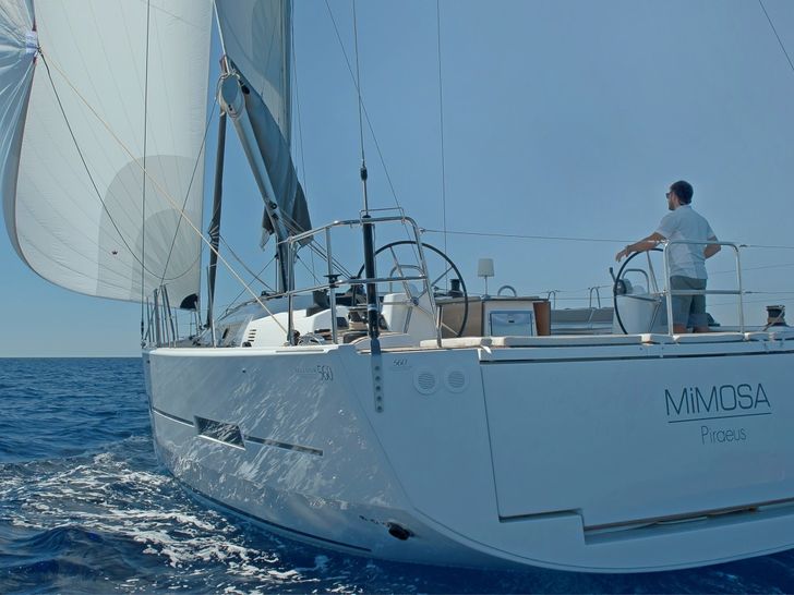 DRUNKEN SAILOR Dufour Grand Large 560 - stern DRUNKEN SAILOR Dufour Grand Large 560 - stern