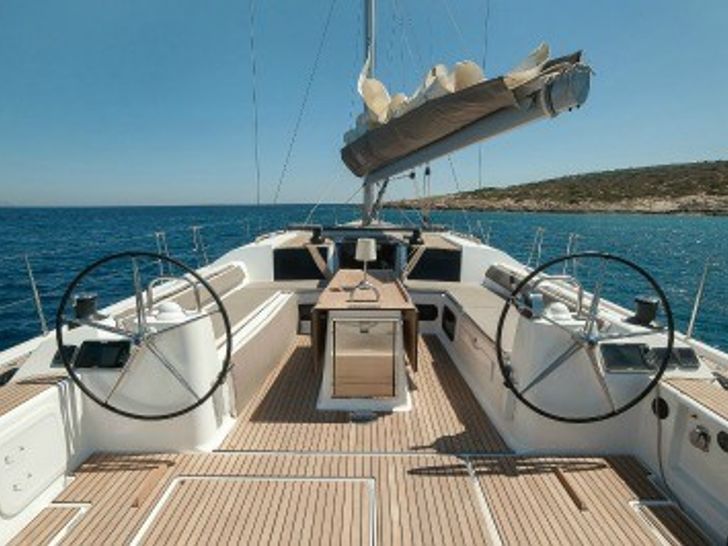 DRUNKEN SAILOR Dufour Grand Large 560 - upper deck DRUNKEN SAILOR Dufour Grand Large 560 - upper deck