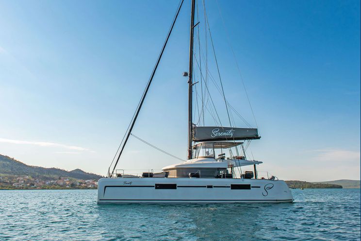 Charter Yacht SERENITY - Lagoon 52 - 5 Cabins - Kastela - Split - Dubrovnik