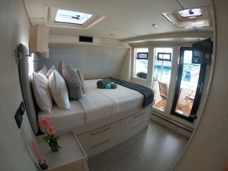 Master Cabin View to Master Deck Master Cabin View to Master Deck