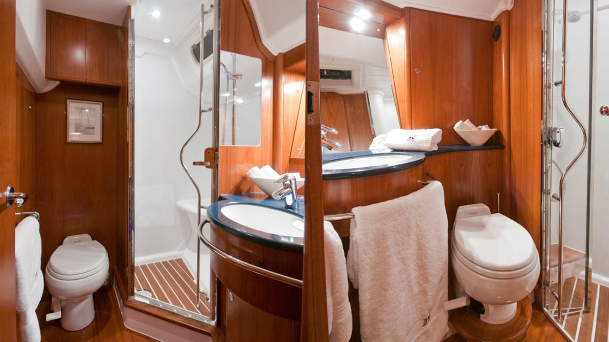 Charter Yacht MUSTIQUE - Moody 66 - 3 Cabins - Split - Dubrovnik - Tivat - Kotor
