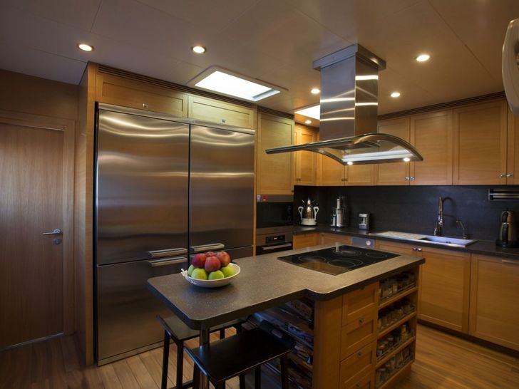 PANFELISS Mengi Yay 37m - galley PANFELISS Mengi Yay 37m - galley