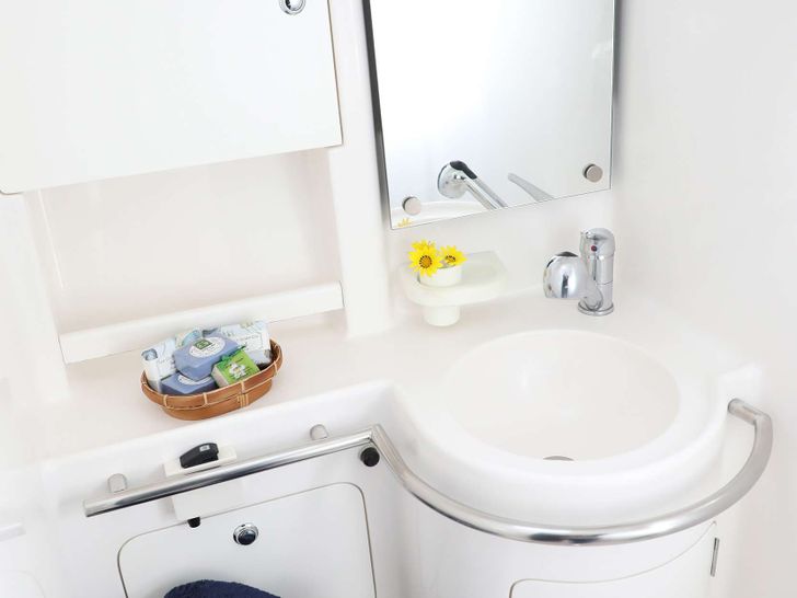 MYTHOS - en suite bathroom MYTHOS - en suite bathroom