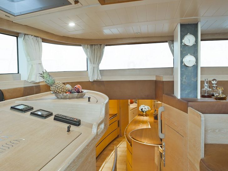 HELENE Yachtbau Brune Opus 68 - lower deck entrance HELENE Yachtbau Brune Opus 68 - lower deck entrance
