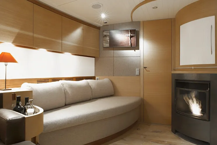Charter Yacht HELENE - Yachtbau Brune Opus 68 - 3 Cabins - Athens - Mykonos - Paros - Cyclades - Greece